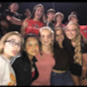 Meet your Posher, Chloe